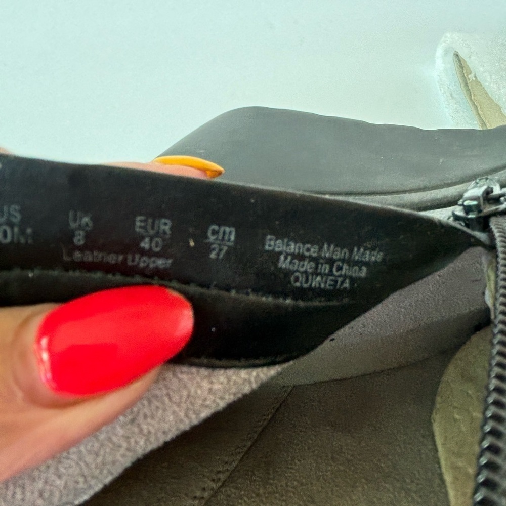 Naturalizer New Quineta  Leather Wedge Booties - Picture 9 of 9